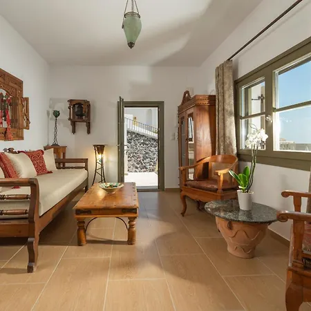 Anthos Caldera アパート