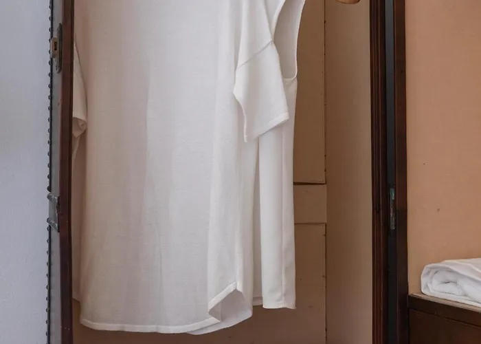 Anthos Caldera Fira (Santorini)